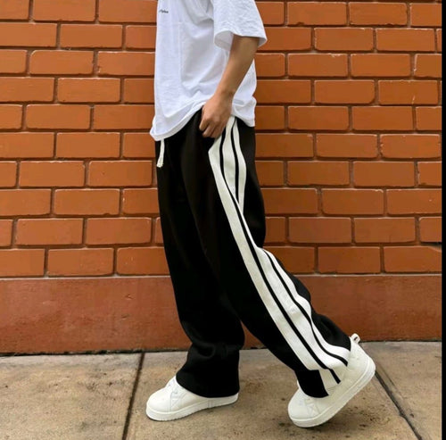 Buzo Baggy Premium – Franjas Laterales